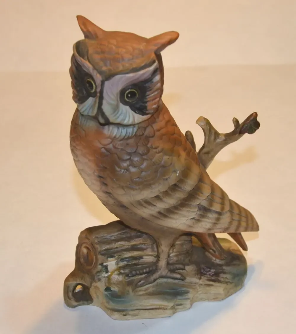 Signed Royal Crown Hand Painted Porcelain Owl Bird Figurine Japan vintage